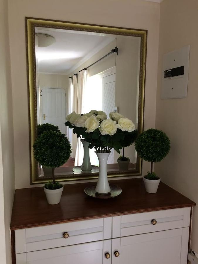 Bed and Breakfast Camelot In Constantia Ciudad del Cabo Exterior foto