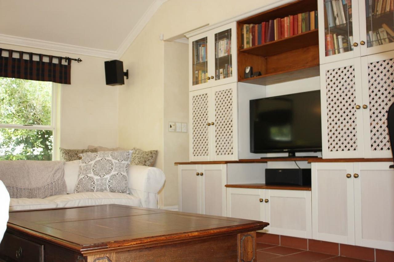 Bed and Breakfast Camelot In Constantia Ciudad del Cabo Exterior foto